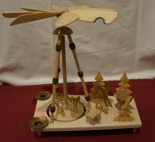 Alte Weihnachtspyramide Holz Bild