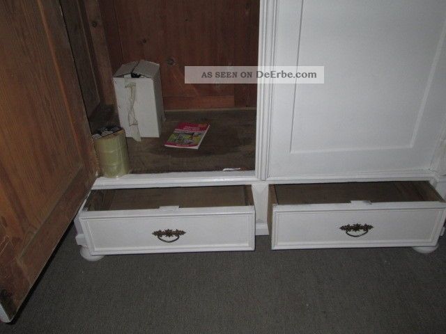 Antiker Weichholzschrank Shabby Chic Weiss Gründerzeit Ca 1880 Zerlegbar Antike Originale vor 1945 Bild