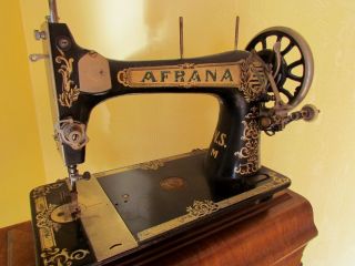 Antike Nähmaschine Afrana Bild
