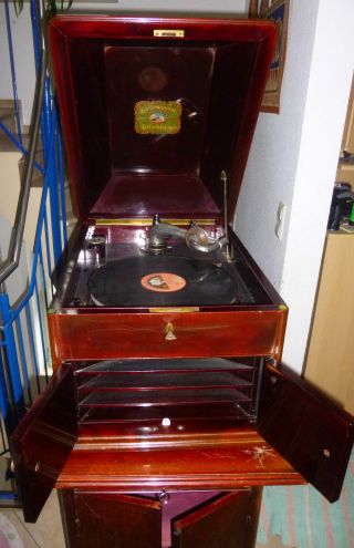 Altes Grammophon Gramola Mit Unterschrank Bild