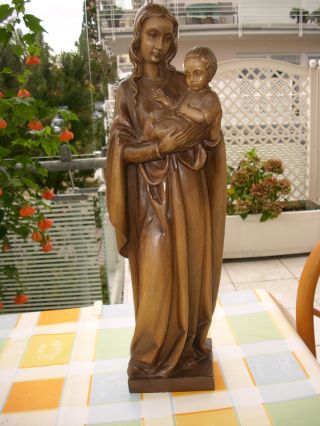 Gr.  Holzfigur - Heiligenfigur - Madonna Mit Kind - 51 Cm - Geschnitzt - Oberammergau? - Deko - Bild