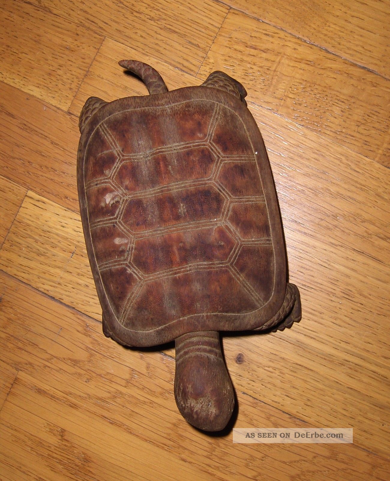Kunsthandwerk: Schildkröte,  Holz,  Vermutlich Aus Afrika,  20.  Jahrhundert Entstehungszeit nach 1945 Bild