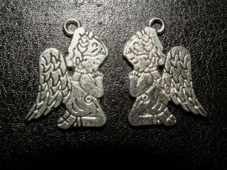 10 Silber Engel Engelchen Schutzengel Anhänger Amulett Schutz Beten Kinderengel Bild
