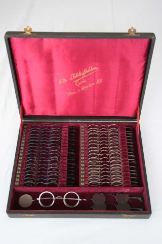 Antiker Optiker Brillenbestimmungskasten Otto Schleiffelder Wien I.  Graben 22 Bild