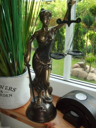 Echt Bronze Figur Justizia Göttin Der Gerechtigkeit 39 Cm 2,  4 Kg Bild