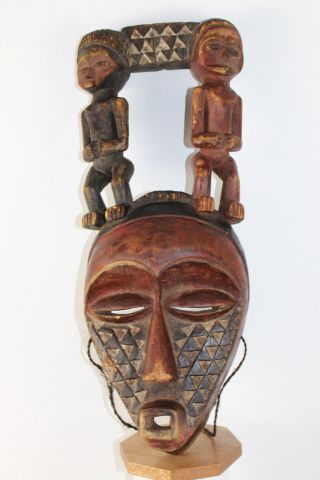 Maske Der Yaure,  Gesichtsmaske Mit Figurenpaaraufsatz,  50 Cm Bild
