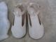 Alte Puppenkleidung Schuhe Vintage White Shoes Lacy Socks 60 Cm Doll 9 Cm Original, gefertigt vor 1970 Bild 2