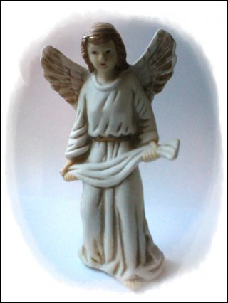Alte Krippenfigur Engel Bisquit Porzellan Weihnachtsengel Angel Nativity Scene Bild