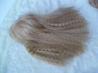 Alte Puppenteile Blonde Krause Haar Perücke Vintage Doll Hair Wig 38 Cm Girl Bild
