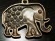 1 Großer Elefant Elefanten Elephant Anhänger Amulett Kraft Stärke Langes Leben Entstehungszeit nach 1945 Bild 3