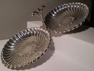 Doppel Silberschale Mit Henkel / Perfekt / Silber 800 / Bild