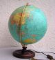 Globus Alt Erdball Weltkugel Als Lampe Bzw.  Beleuchtet 70er Jahre Holz Fuss Wissenschaftliche Instrumente Bild 1