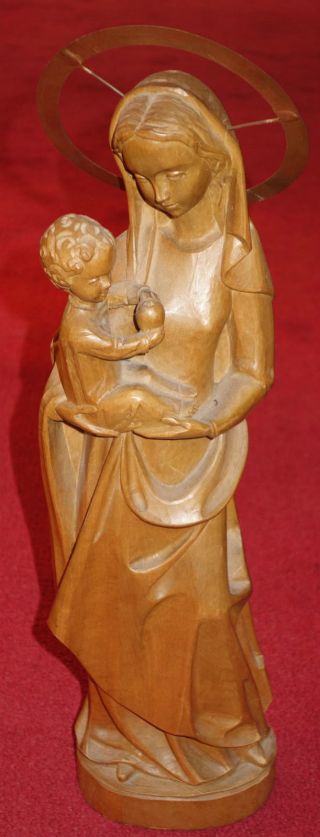 Skulptur,  Holzschnitzerei,  Mutter Gottes,  Wohl Um 1940 Bild