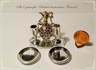 Silberne Karaffe Und 2 Gläser Auf Tablett Und 2 Teller Fürs Puppenhaus 1:12 Bild