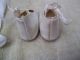 Alte Puppenkleidung Schuhe Vintage White Laced Shoes Socks 38 Cm Doll 4 1/2 Cm Original, gefertigt vor 1970 Bild 4