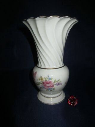 Alte Rosenthal Vase - Elfenbein - Streublümchen 17 Cm Bild