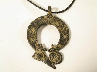 Großes Amulett Chamäleon Guin Gan Schmuckanhänger Big Brass Pendant Chameleon Bild