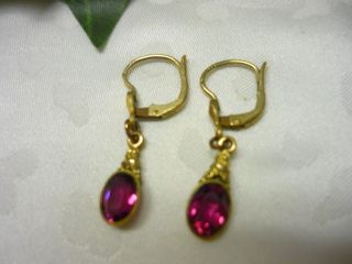 Zauberhafte Alte Ohrringe - Vergoldet Mit Einem Pinkrotem Spinell Bild