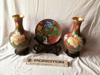 Cloisonné,  China,  Vasenpaar (spiegelsymmetr. ) 1teller,  Floral.  Dekor,  Grundfarbe:terra Bild