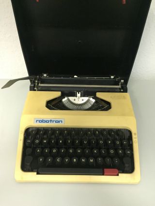 Alte Ddr Schreibmaschine Reiseschreibmaschine Robotron Cella,  Koffer Bild
