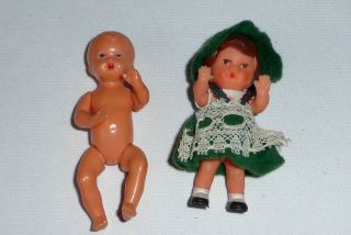 Es Baby Puppe 8 Cm,  Gummi Puppe 7,  5 Cm 2 Püppchen F.  Puppenstube Puppenhaus Bild
