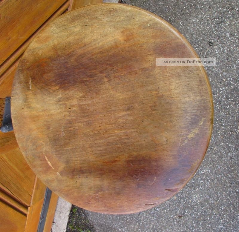 Alter Industriehocker - Drehbar - Bauhaus Ära (172 - 02)) Stühle Bild