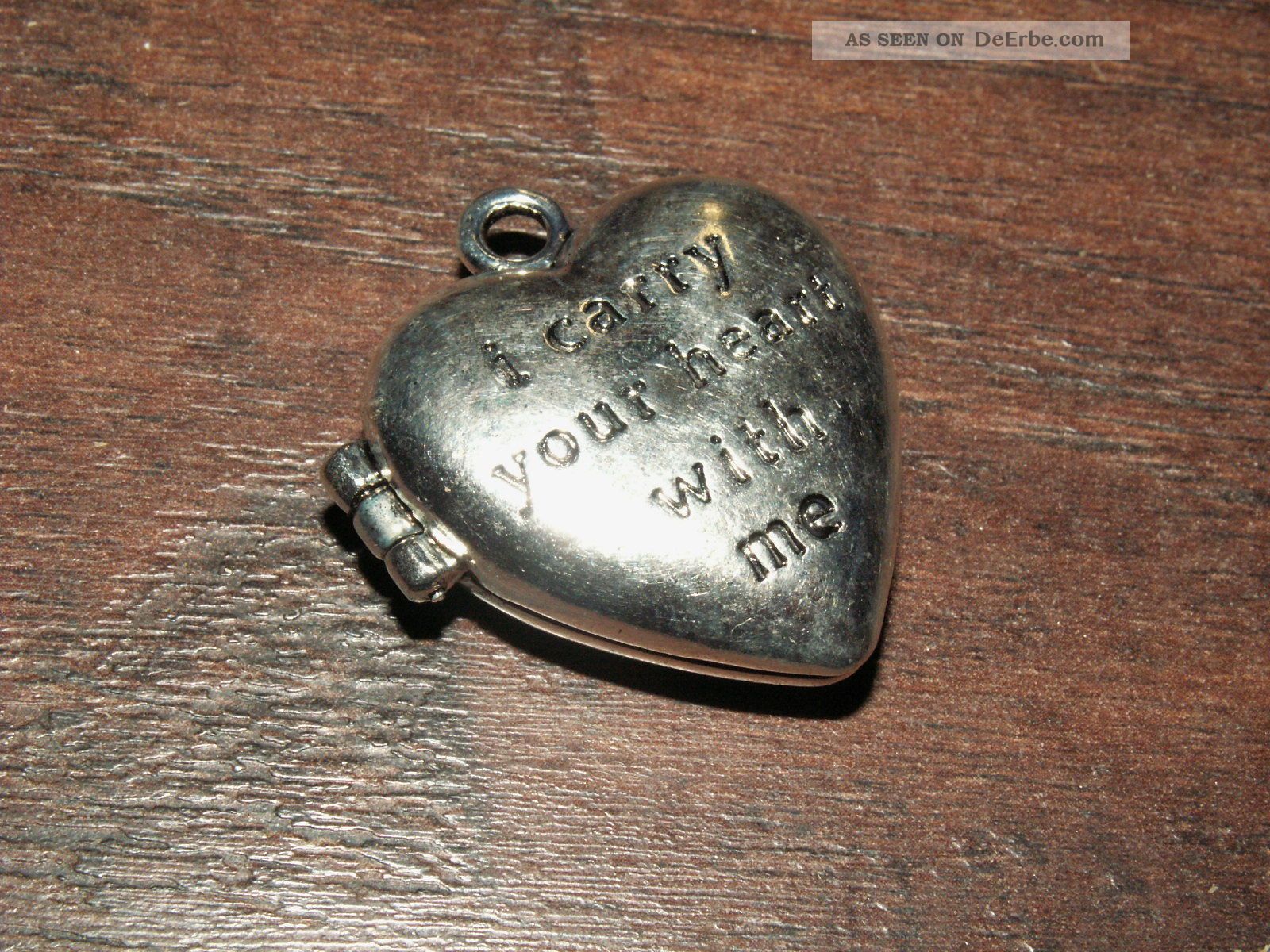 Silber Amulett Medaillon Anhänger Pillen Dose I Carry Your Heart With Me Liebe Entstehungszeit nach 1945 Bild