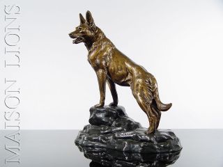Art Deco Skulptur Deutscher SchÄferhund Signiert L.  Carvin.  Nur 3 Tage Bild