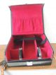 Antike Tasche / Koffer Für Slr Kamera - Schwarz Leder / Innen Rot 1970-1979 Bild 4