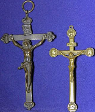 2 Antike Bronzene Kreuze Bild