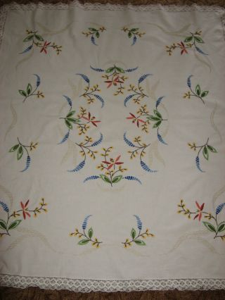 Antike Tischdecke - Handarbeit - Stickerei - Blumen - Klöppelspitze - Ca.  137x155cm Bild