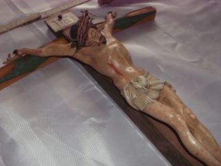 1 Holz - Kruzifix. Bild