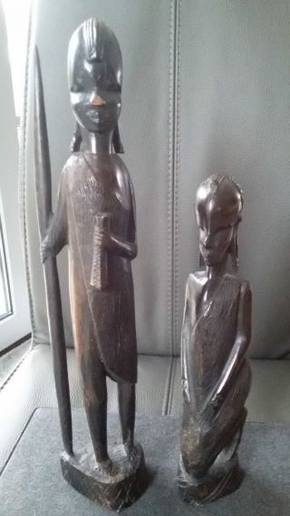 2 Holzfiguren Aus Afrika Bild