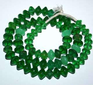Antike Grüne Vaseline Trade Beads Mali Bild
