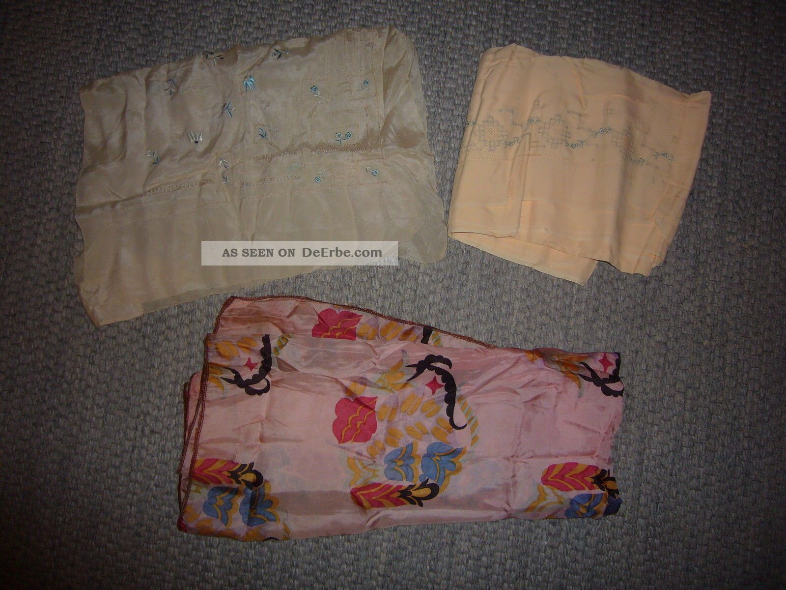 Alte Bestickte Stoffe (material?) Und Jap.  Seide Für Lampenschirm - Nachlass - Textilien & Weißwäsche Bild