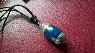Tibetisches Lapis Lazuli Amulett Anhänger Kette Medizinbuddha Sangye Menla Bild