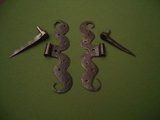 Antike Eisenbänder,  Türbänder - Um 1700 - Bild