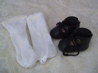 Alte Puppenkleidung Schuhe Vintage Black Laced Shoes Socks 40 Cm Doll 5 Cm Bild