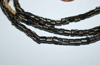 Strang Alte Kleine Glasperlen Venedig Old Venetian Black Trade Beads Bild