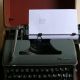 Orig Olympia Sm2 Schreibmaschine Reiseschreibmaschine Incl Orig Koffer Tadellos Antike Bürotechnik Bild 2
