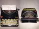 Antike Tragbare Schreibmaschine Remington Portable Typewriter Antike Bürotechnik Bild 1