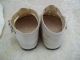 Alte Puppenkleidung Schuhe Vintage White Lashed Shoes Socks 65 Cm Doll 8 Cm Original, gefertigt vor 1970 Bild 4