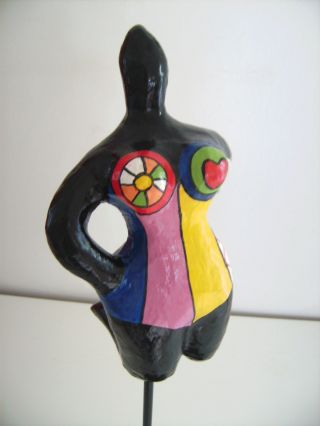Tolle Nana - Hommage An Niki De Saint Phalle - Skulptur - Frau - Deko Bild