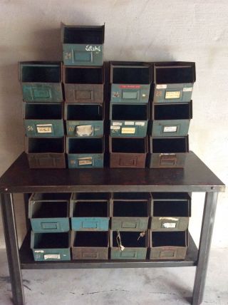 Alte Industriedesign Loft Schublade Stapelbox Regal Metall Fabrik Vintage Bild