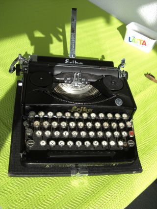Alte Schreibmaschine 