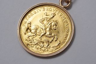 St Georg Dukat Ungarn Medaille 14kt 585 Gold Anhänger Talismann Kremnitz Hl Bild
