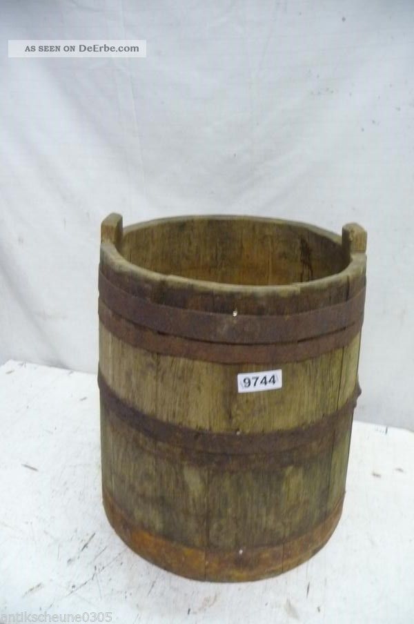 9744.  Altes Holzfass Fass Wassereimer Old Wooden Barrel Bauer Bild