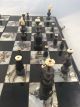 Schachspiel,  Horn,  Bein U.  Perlmutt.  Handarbeit Dekorativ Gefertigt vor 1945 Bild 3