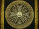 Traum - Thangka Feines Mantra Mandala In Brokat Aus Nepal Mit Viel Gold 77x47cm Entstehungszeit nach 1945 Bild 3
