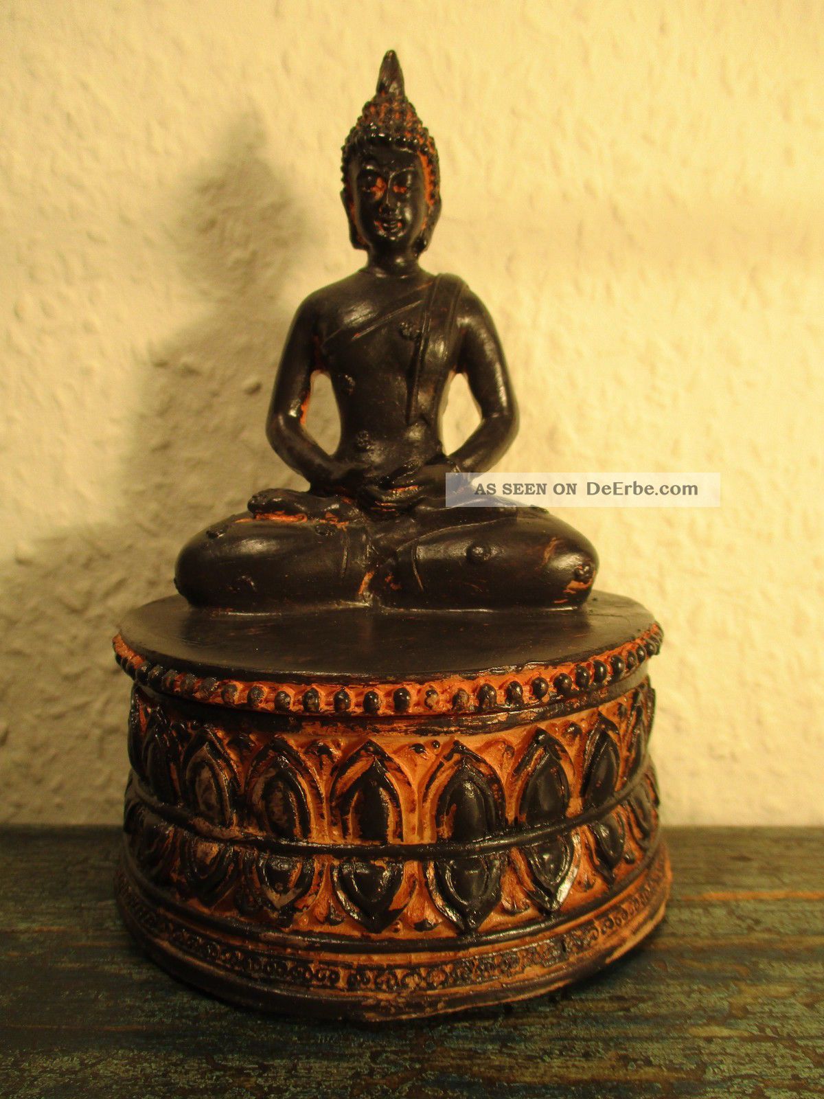 Dose Mit Deckel Sitzender Buddha Figur 14cm Schwarz Gießmasse Skulptur Feng Shui Entstehungszeit nach 1945 Bild